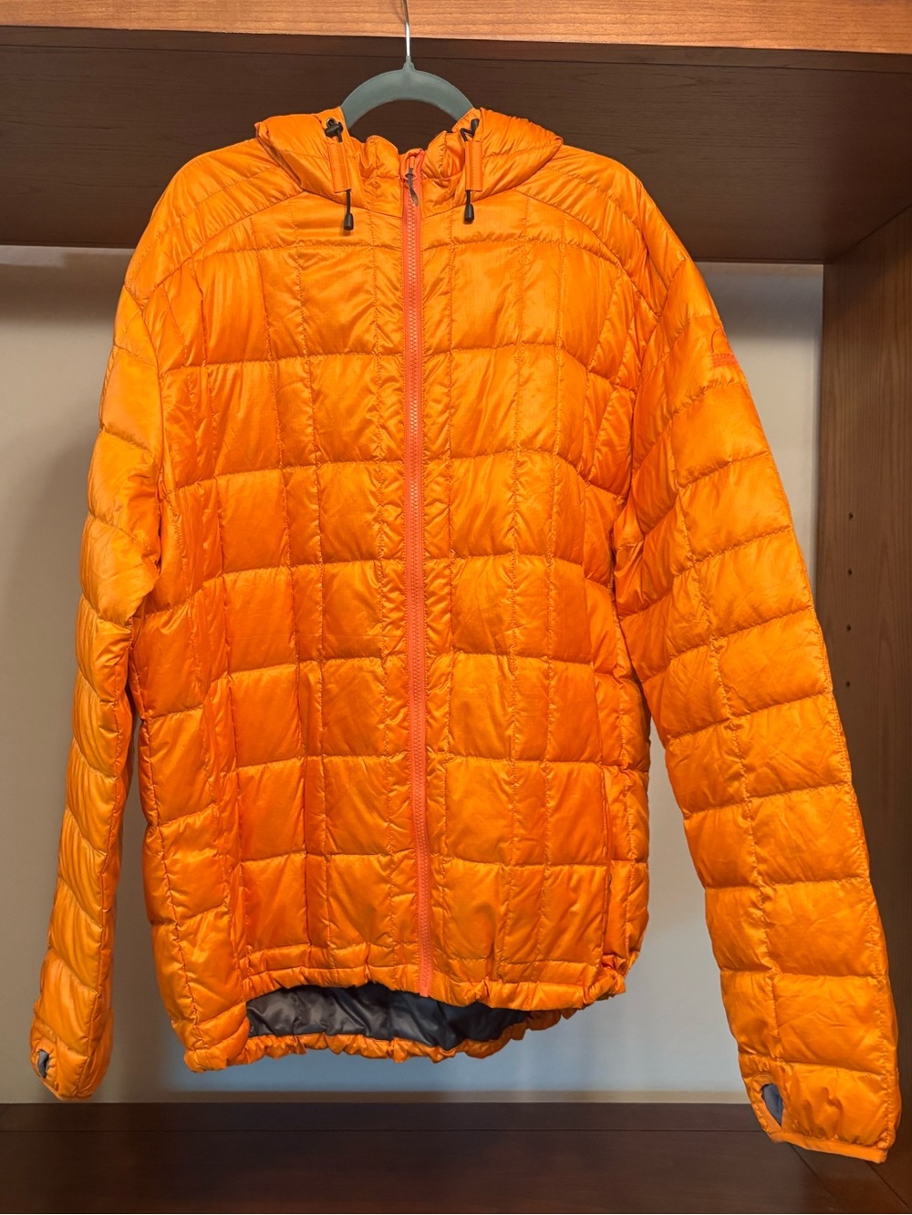 Men's Lightweight Hooded Down Puffer Jacket - Orange